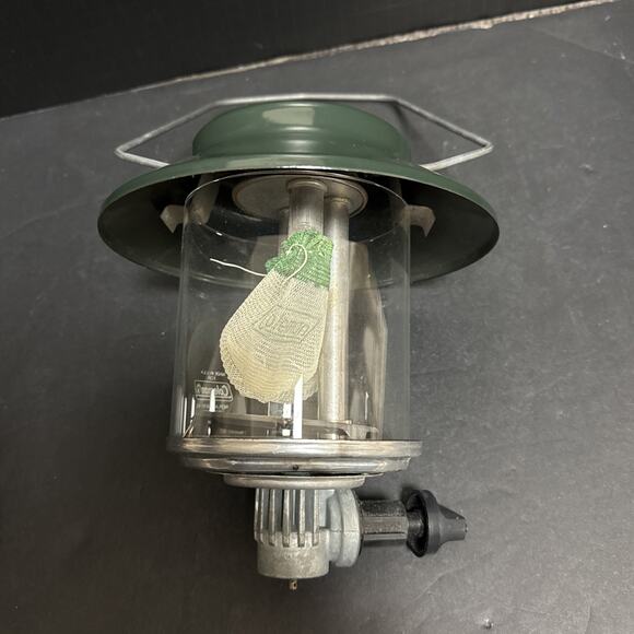 Coleman Propane Lantern One Mantle Lantern 5150 With Plastic Case Tested No Tank - Picture 3 of 10